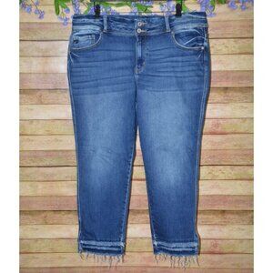 KanCan Women's Ankle Straight High Rise Denim Blue Jeans Size 18 Raw Hem Stretch